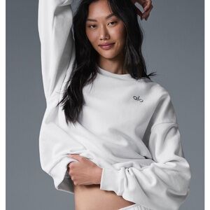ALO Yoga Accolade Crew Neck Pullover - White New with Tags